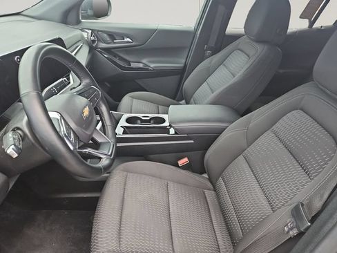 Certified 2025 Chevrolet Equinox LT FWD image 11