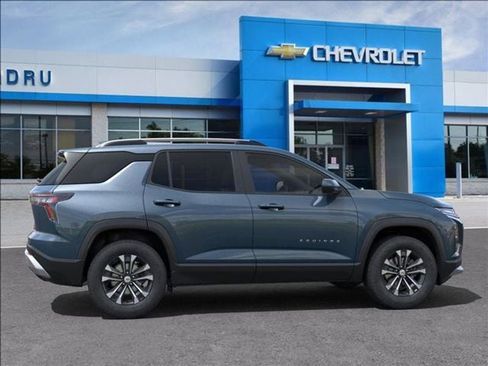 New 2025 Chevrolet Equinox LT w/ Convenience Package II image 5