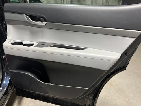 Used 2025 Hyundai Palisade SEL FWD image 12