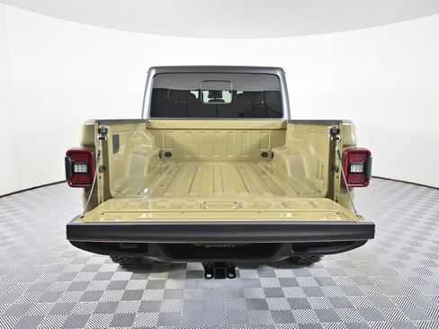 New 2025 Jeep Gladiator Willys image 6