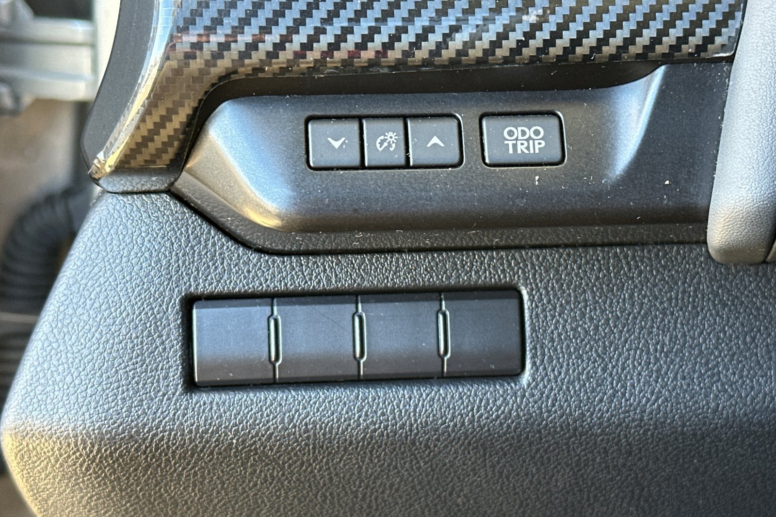 Used 2019 Lexus UX 200 w/ Premium Package FWD image 31