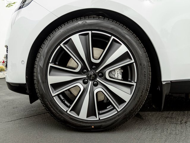 New 2026 Land Rover Range Rover SE AWD/4WD image 11