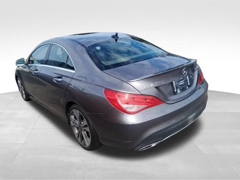 Used 2019 Mercedes-Benz CLA 250 4MATIC image 4