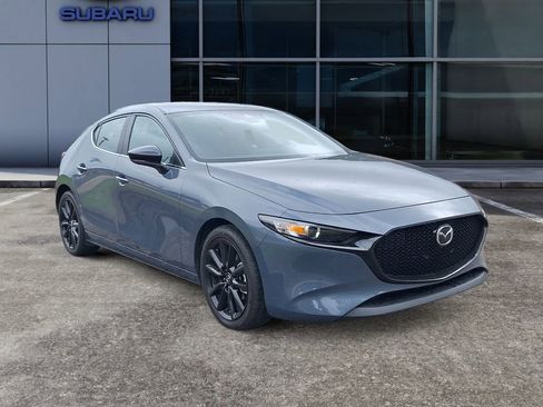 Used 2023 MAZDA MAZDA3 s AWD/4WD image 2