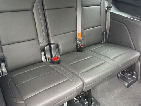 Used 2023 Chevrolet Tahoe Z71 w/ Luxury Package image 30