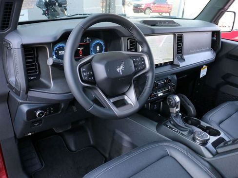 New 2025 Ford Bronco Big Bend w/ Black Diamond Package AWD/4WD image 18