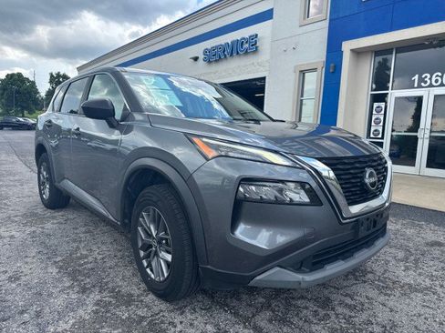 Used 2023 Nissan Rogue S FWD image 14