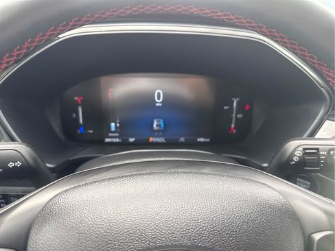 Used 2025 Ford Escape ST-Line Select AWD/4WD image 18