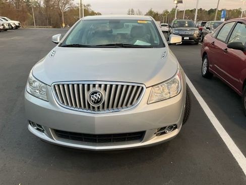 Used 2010 Buick LaCrosse CXL w/ Entertainment Package image 12