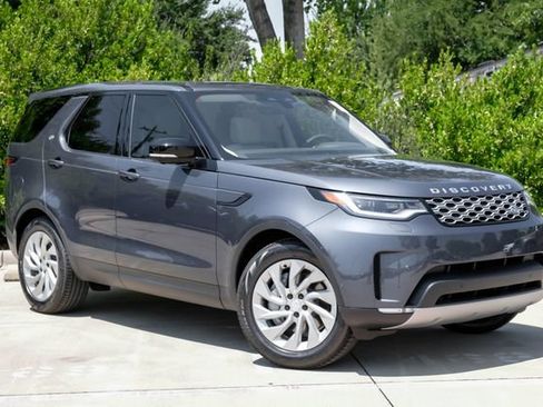 New 2026 Land Rover Discovery S AWD/4WD image 6