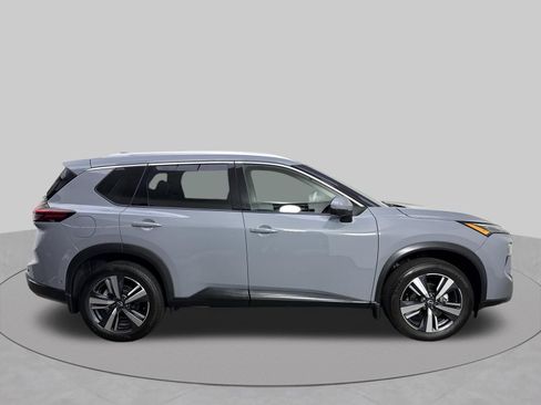 Certified 2024 Nissan Rogue SL w/ SL Premium Package AWD/4WD image 39