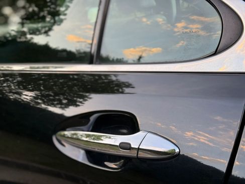 Used 2011 Lexus ES 350 FWD image 26