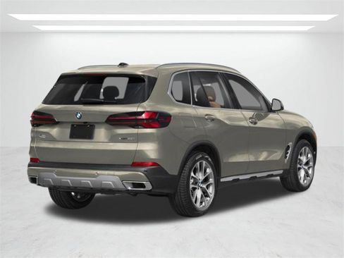 New 2026 BMW X5 xDrive40i w/ M Sport Package image 2
