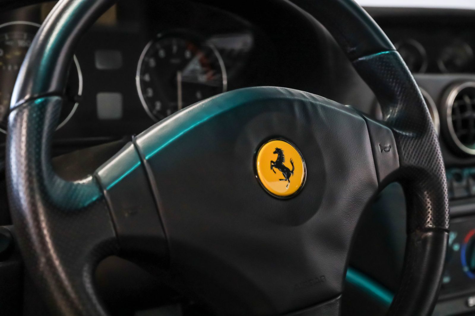 Used 2000 Ferrari 550 Maranello Coupe RWD image 37