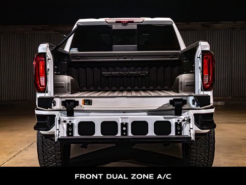 Used 2024 GMC Sierra 1500 Denali w/ Denali Reserve Package AWD/4WD image 9