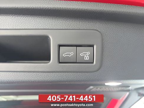 Used 2025 Toyota 4Runner Limited w/ Tow Technology Package AWD/4WD image 26
