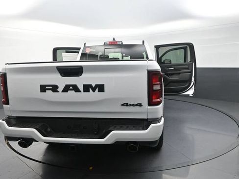 New 2026 RAM 1500 Express AWD/4WD image 34