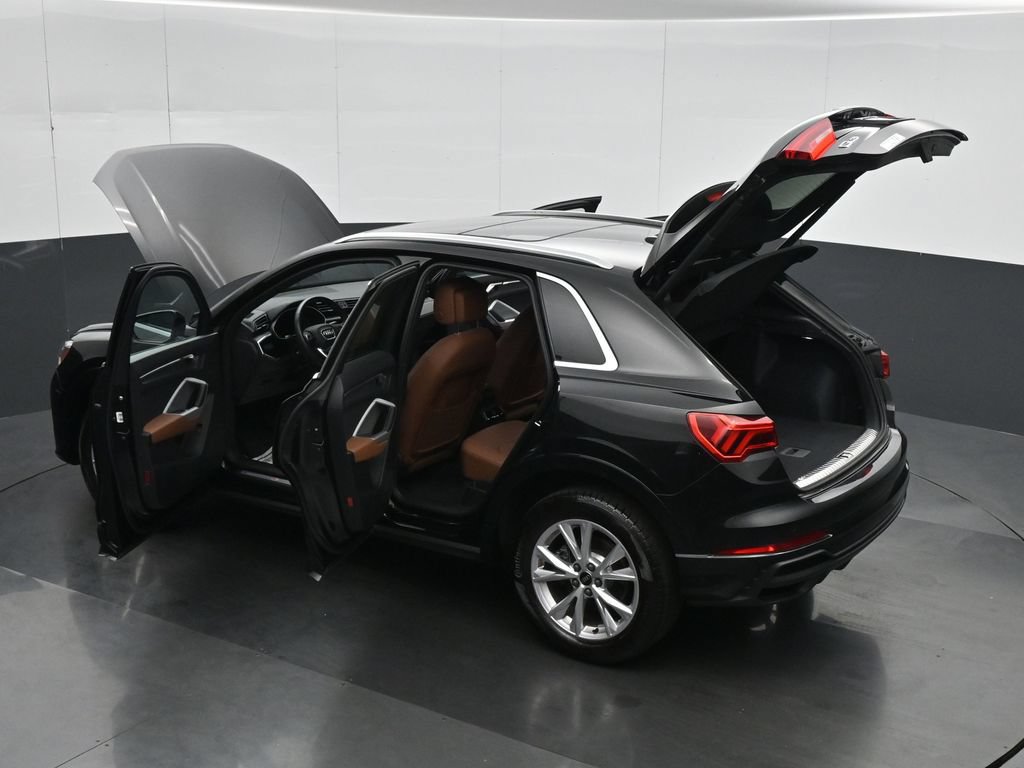 Used 2025 Audi Q3 2.0T Premium AWD/4WD image 39