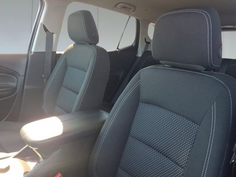 Used 2024 GMC Terrain SLE image 14