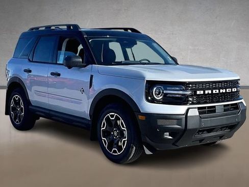 New 2026 Ford Bronco Sport Outer Banks w/ Outer Banks Tech Package+ AWD/4WD image 2