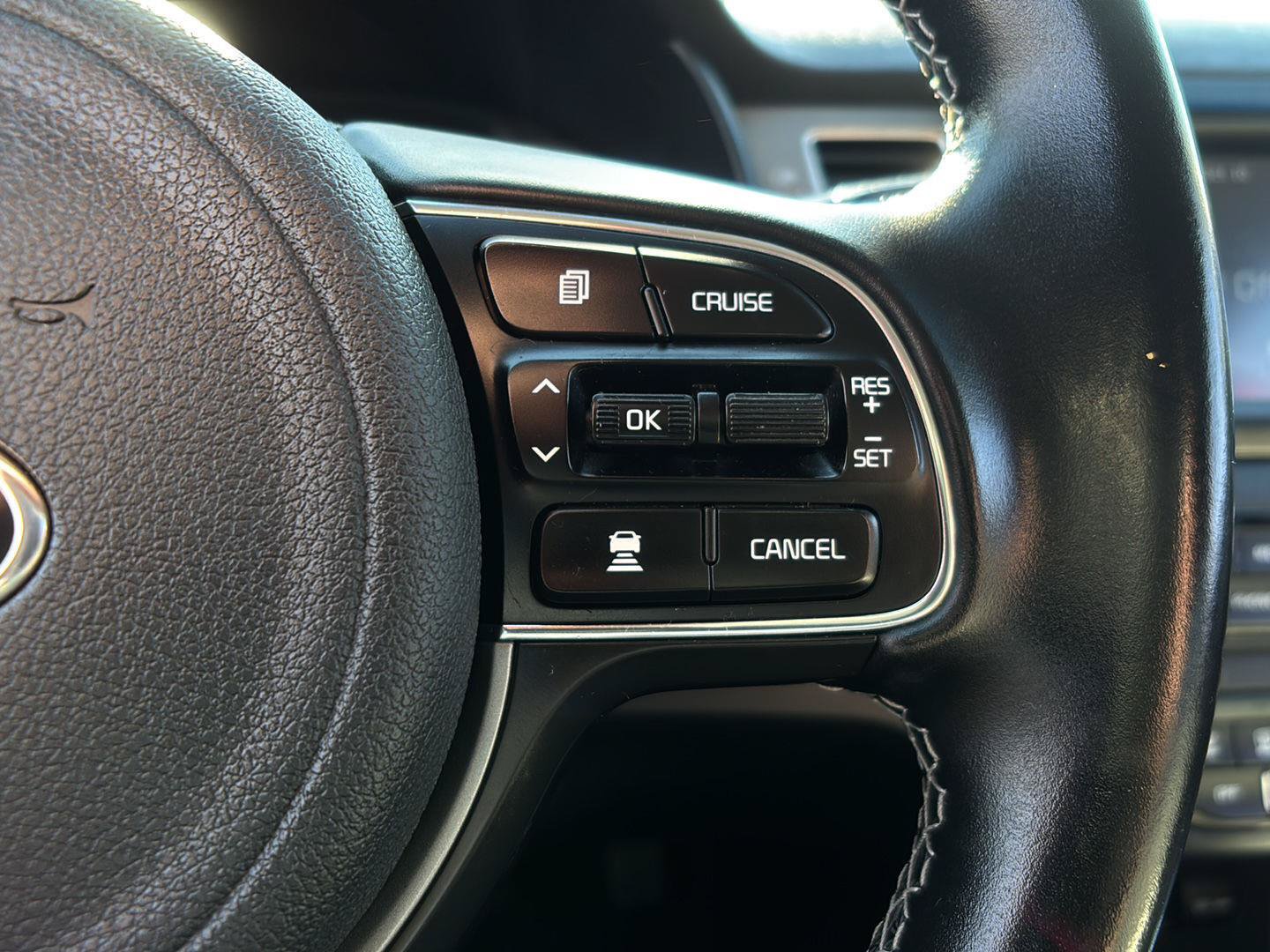 Used 2018 Kia Niro LX FWD image 26