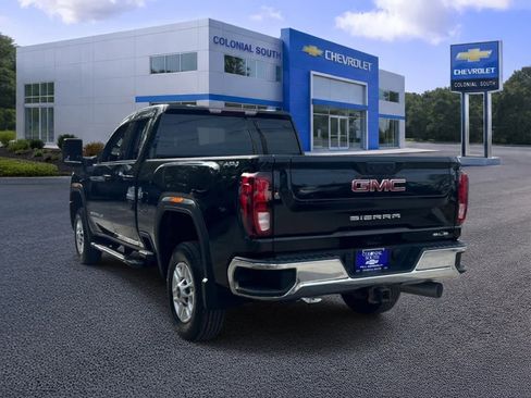 Certified 2024 GMC Sierra 2500 SLE w/ SLE Convenience Package AWD/4WD image 4