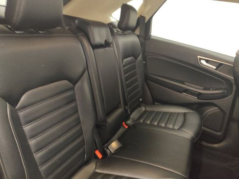 Used 2023 Ford Edge SEL image 19