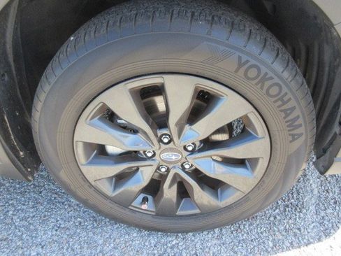 Used 2023 Subaru Outback Onyx Edition XT AWD/4WD image 9