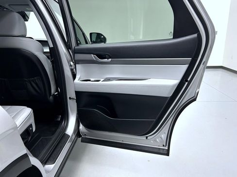 Used 2025 Hyundai Palisade SEL AWD/4WD image 17