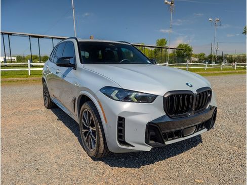 Used 2024 BMW X5 M60i w/ Executive Package AWD/4WD image 3