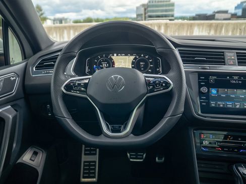 Used 2022 Volkswagen Tiguan SEL R-Line AWD/4WD image 20