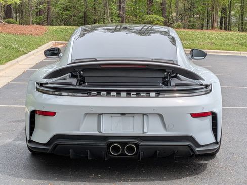 Certified 2025 Porsche 911 GT3 RWD image 28