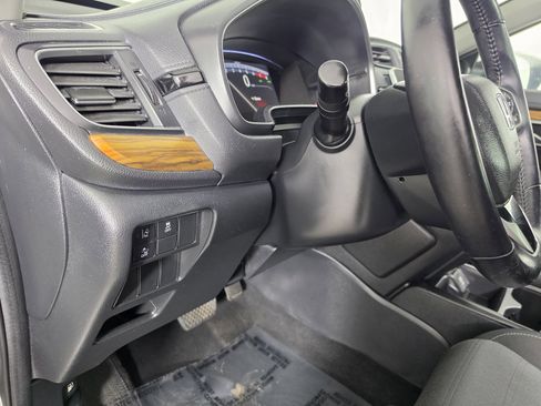Used 2017 Honda CR-V EX image 19