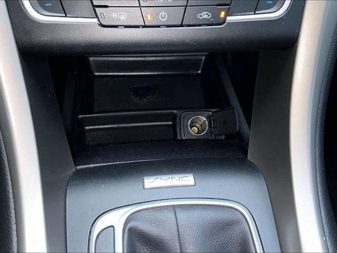 Used 2016 Ford Fusion SE w/ Equipment Group 202A FWD image 30