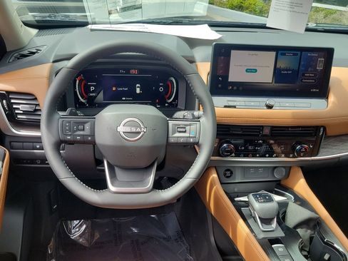 New 2026 Nissan Rogue Platinum w/ Platinum Premium Package AWD/4WD image 7