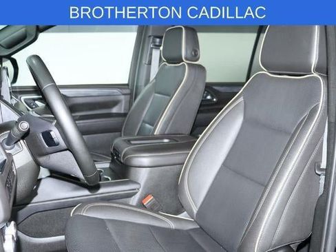 Used 2023 GMC Yukon XL SLT AWD/4WD image 21