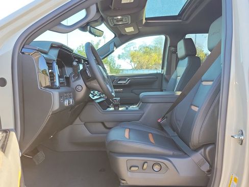 New 2026 GMC Sierra 1500 AT4 w/ AT4 Premium Package AWD/4WD image 23