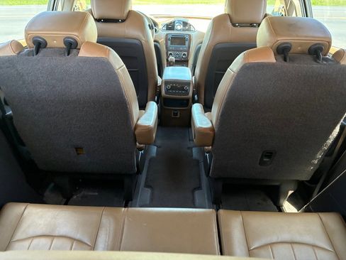 Used 2016 Buick Enclave Leather w/ Trailering Package FWD image 28