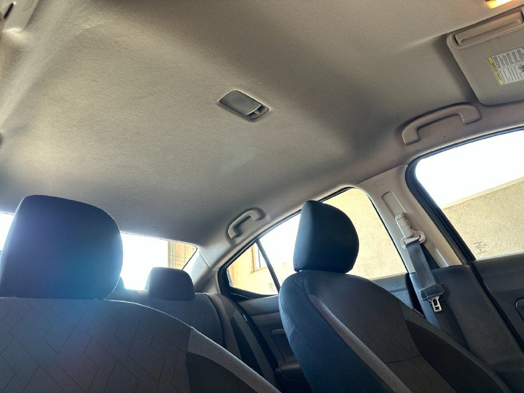 Used 2025 Nissan Versa SV FWD image 15