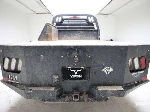 Used 2018 Ford F250 XL w/ Power Equipment Group AWD/4WD image 4