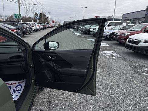 Certified 2025 Subaru Crosstrek 2.5i Limited image 17