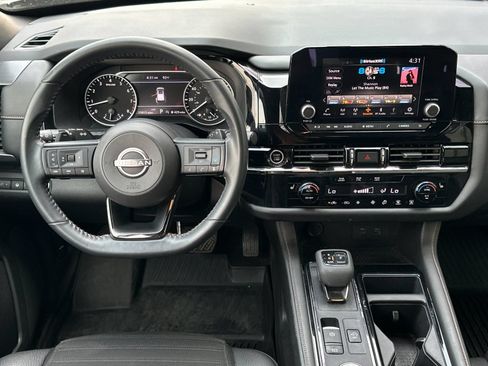 Used 2024 Nissan Pathfinder Rock Creek AWD/4WD image 13
