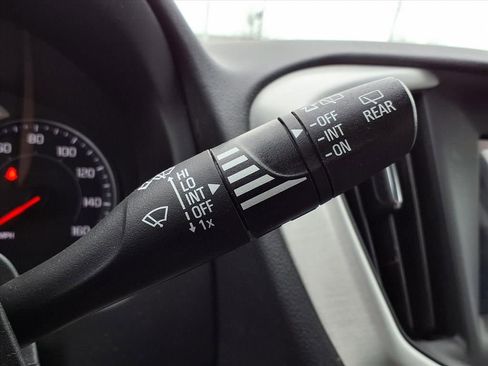 Certified 2022 GMC Terrain SLE image 17