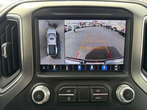Used 2021 GMC Sierra 3500 Denali w/ Technology Package AWD/4WD image 24