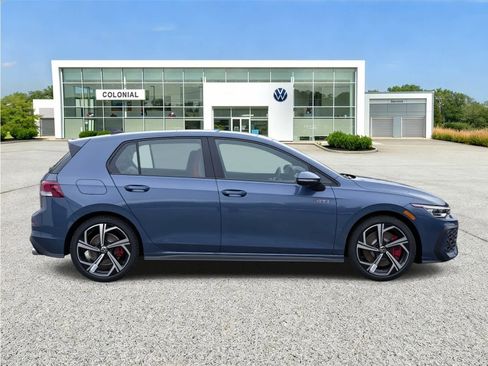 New 2026 Volkswagen GTI SE FWD image 6