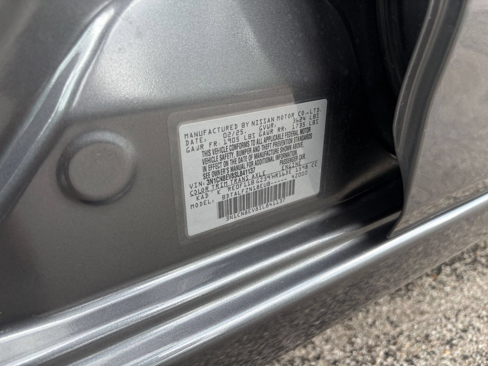 Used 2025 Nissan Versa SV FWD image 27