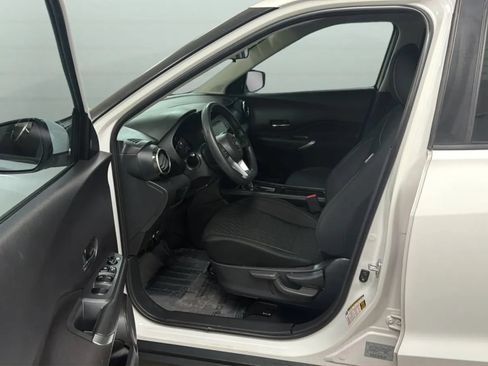 Used 2021 Nissan Kicks SV FWD image 20
