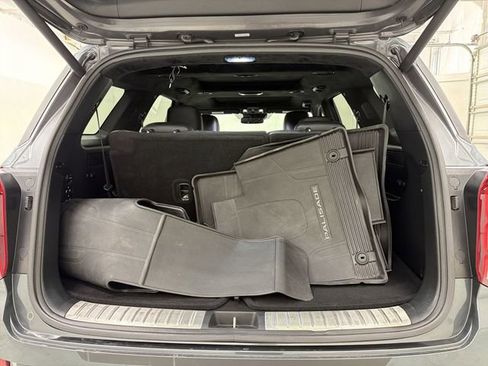 Used 2021 Hyundai Palisade Calligraphy image 15