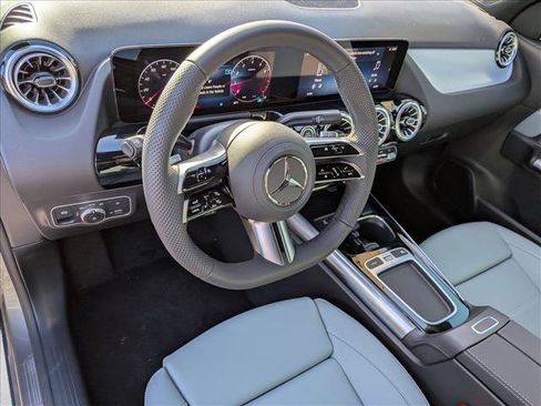New 2026 Mercedes-Benz GLA 250 image 3