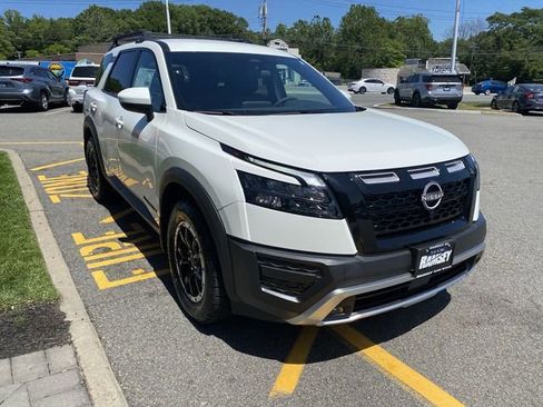 Certified 2023 Nissan Pathfinder Rock Creek AWD/4WD image 2